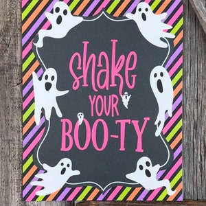 Shake Your Booty, Halloween Sign, Halloween Decor, Halloween Wall Art