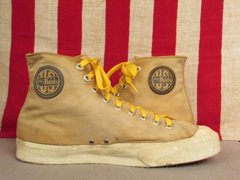 womens vintage canvas sneakers