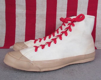 Tênis de basquete de lona com faixa de bola vintage dos anos 1940, sapatos de ginástica de borracha tan, tamanho Sz. 7