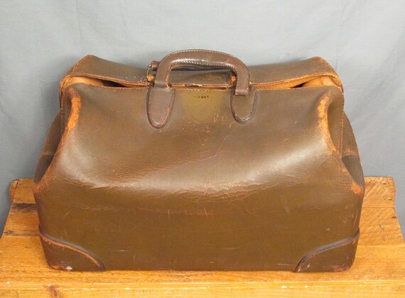 military luggage bag