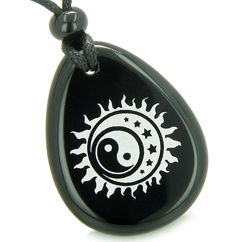 Never Give Up Amulets Love Couples or Best Friends Yin Yang White Quartz Black Agate Tag Necklaces Never Give Up Amulets Love Couples or Best Friends Yin Yang White Quartz Black Agate Tag Necklaces