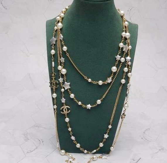 CHANEL necklace| gold white pearl CC Chanel chain