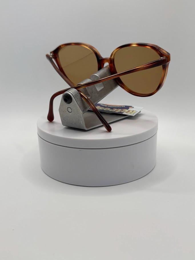 NEW Vintage Sunglasses | Non RX | Women display picture 1