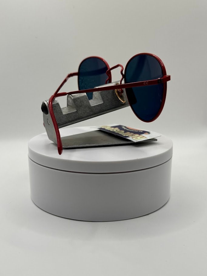 True Vintage Oversize Sunglasses | NOS | Preppy Style | Red  display picture 2