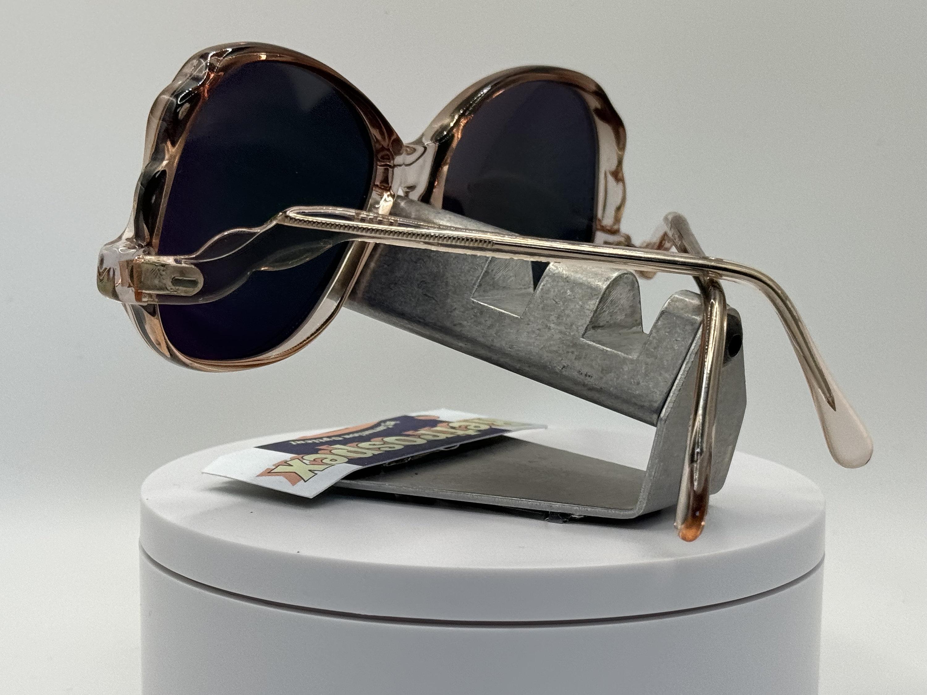 Vintage Oversize Sunglasses | NOS | Drop Temple Style | Pink  display picture 2