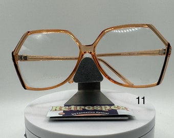 True Vintage Eyeglasses | NOS | Butterfly Plastic Style | Original Demo Lens | Eyedeal Joyce | Crystal Brown Frame | #11 | Retro Glasses