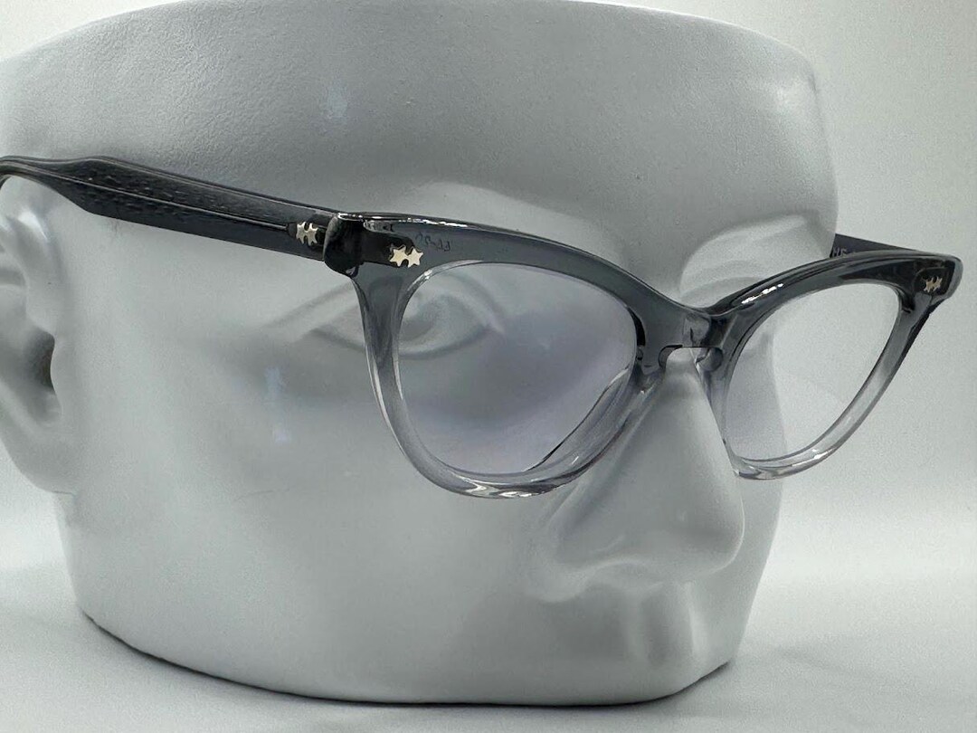 NEW Vintage Cat Eye Sunglasses | Non Rx | Grey-blue Plastic 