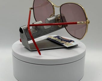 True Vintage Oversize Sunglasses NOS Pink Lens Red/Gold Frame Oleg Cassini #553 True Vintage Oversize Sunglasses NOS Pink Lens Red/Gold  main image 3