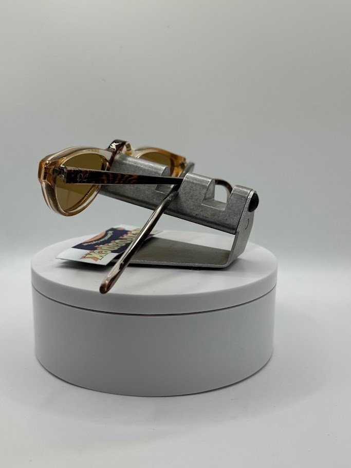 True Vintage Sunglasses | NOS | Half Eye Style | Brown Lens | Oleg Cassini Vintage Oleg Cassini Cat Eye Leopard Sunglasses France | eBay main image 4
