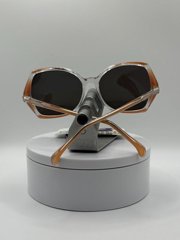 True Vintage Oversize Sunglasses NOS Nana Style Peach Plastic Oleg Cassini #262 Oleg Cassini | Accessories | True Vintage Oversize  main image 2