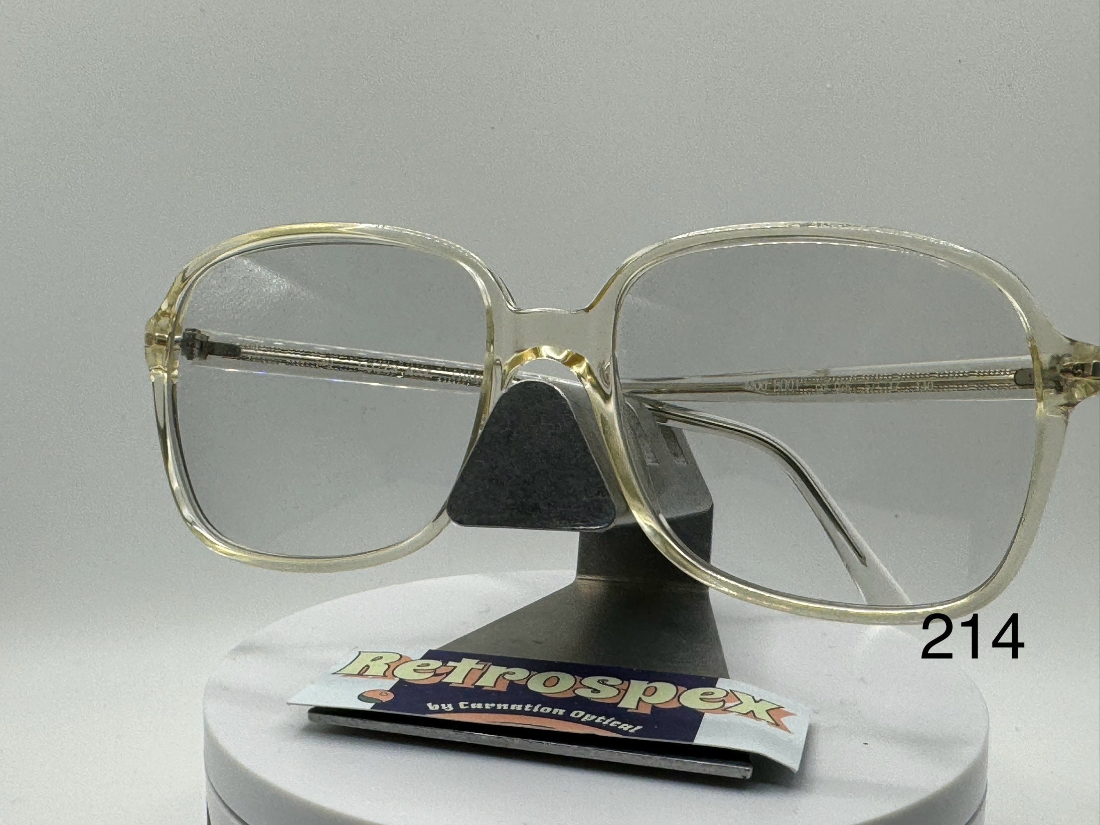 Vintage Oversize Sunglasses NOS Preppy Light Reactive Lens | Tura 268 Pewter Le Specs No Biggie Pewter Uni-Sex Square Sunglasses  main image 2