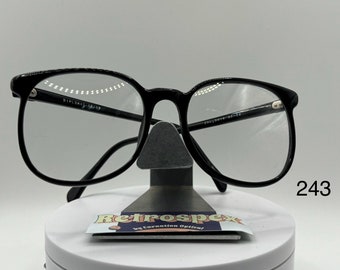 Vintage Oversize Sunglasses NOS Preppy Light Reactive Lens | Tura 268 Pewter Vintage Oversize Sunglasses NOS Preppy Light Reactive Lens  main image 3
