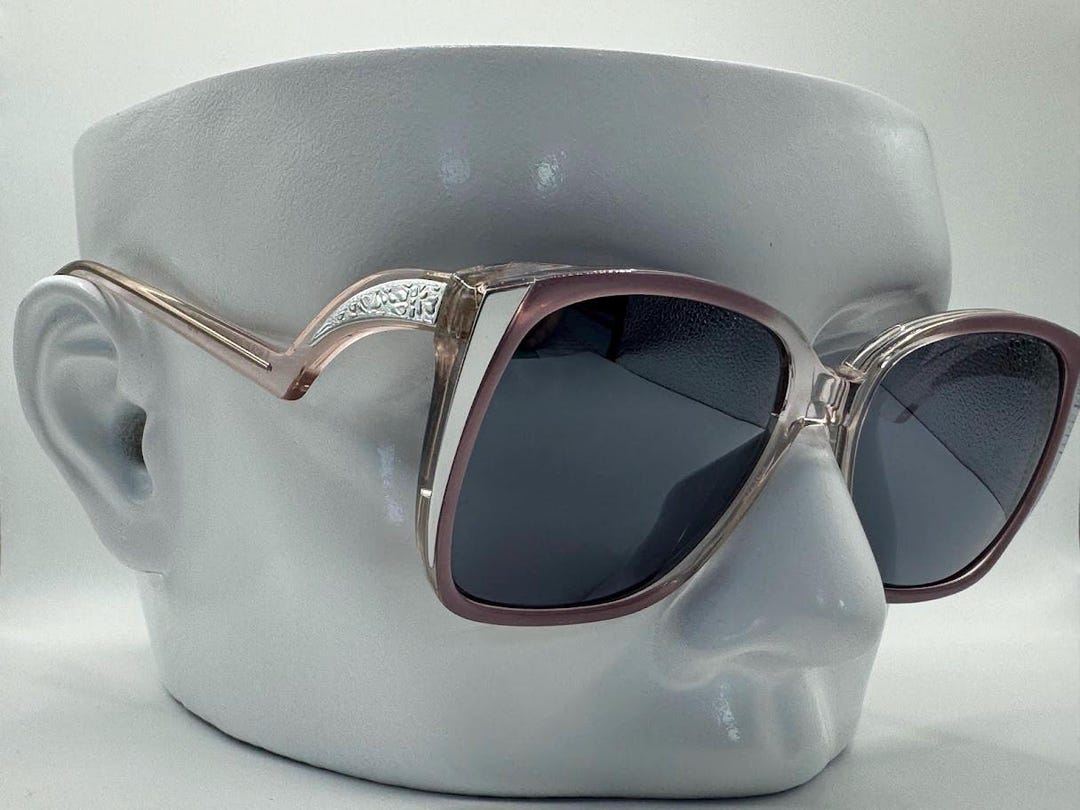 NEW Vintage Oversize Sunglasses | Non RX | Drop Temple Style  display picture 1