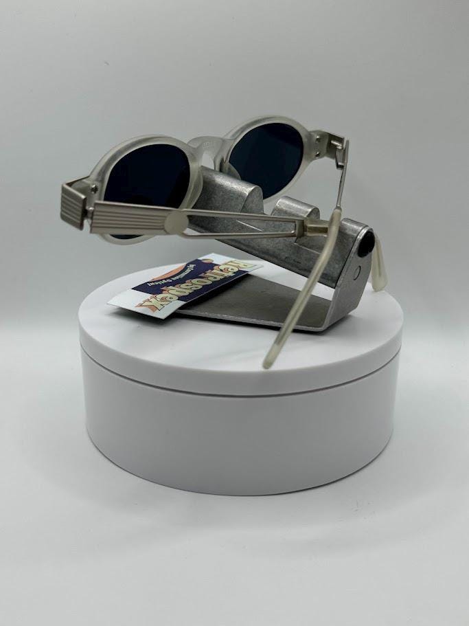 Vintage Designer 1990s-2000s Sunglasses | Shari Belafonte Enerjae OEM Sun Lenses Vintage Designer 1990 main image 4
