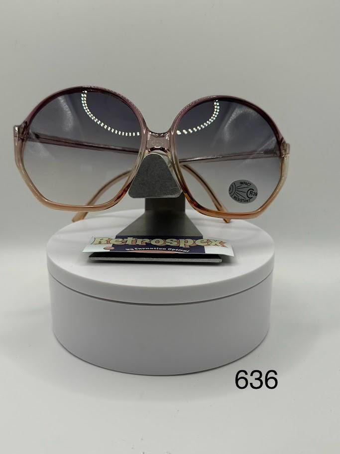 New 1970s Vintage Oversize Sunglasses Large Round Plastic  display picture 3