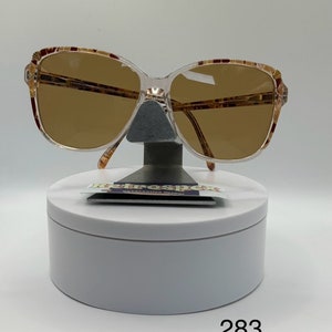 True Vintage Oversize Sunglasses NOS Butterfly Style G15 Lens Oleg Cassini 551.2 Oleg Cassini | Accessories | True Vintage Oversize  main image 3
