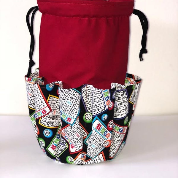 Bingo - sac rouge avec BINGO thème pochettes