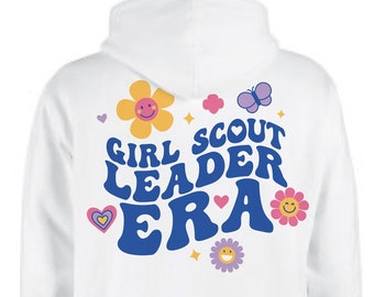 In meinem Girl Scout Leader Era Sweatshirt, Scout Leader Groovy Hoodie mit Blumen und Kleeblatt, Girl Scout Era Bekleidung, Retro Scout Era Geschenk