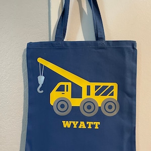 Sacs de construction pour garçons avec nom pour l'école, sac personnalisé pour camion-benne pour la maternelle, sac en ciment personnalisé, fourre-tout camion grue pour tout-petits garçons