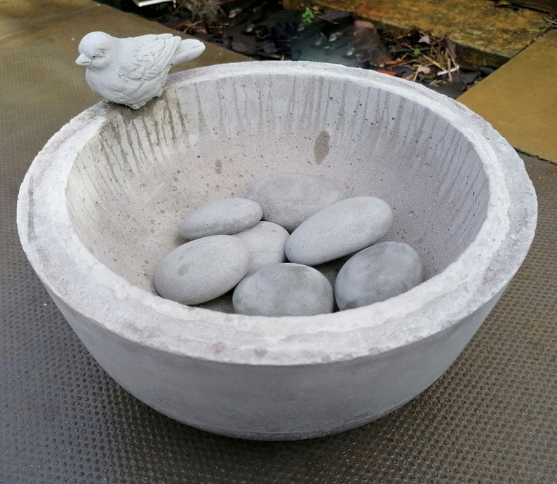 Beautiful Large Handmade 28cm Concrete Fruit Bowl optional image 9