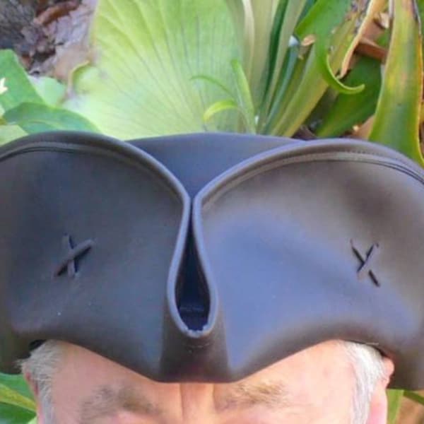 Brown leather Pirates of the Caribbean Captain Jack Sparrow / Johnny Depp Style Pirate / Tricorn Hat
