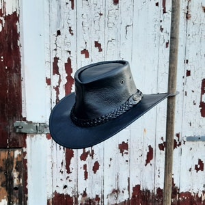 Deluxe black kangaroo leather Australian Outdoor Bush Hat hand crafted in Mebourne, Australia