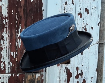 Blue Suede Leather Dr Sleep Rose - Steven King Movie Tribute Hat
