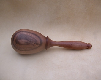 Wooden darning tool