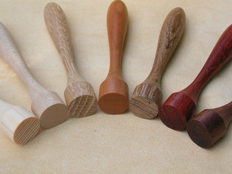Minimalist model Pipe tampers handturned in various timbers.