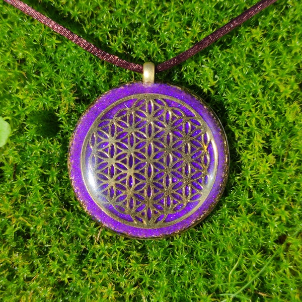 COsMiC Purple FLEUR de VIE en laiton massif, pendentif orgone, or 24k, 9X 4mm de long cristaux de quartz herkimer doublement terminés + spirale reiki