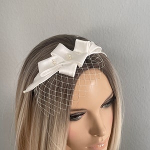 Voile de mariée court nœuds de satin de mariée perles origami ivoire mariage fascinator accessoires pour cheveux casque minimaliste image 4