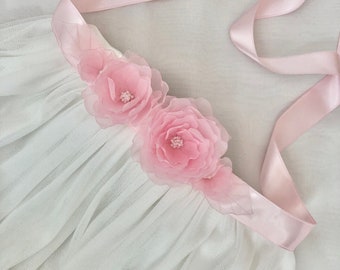 Brautgürtel mit Organza Blüten zart rosa Hochzeit Gürtel