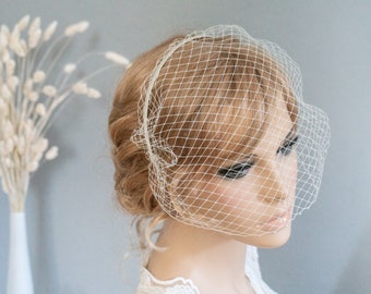 Braut Schleier Haarreif Haarschmuck ivory Hochzeit Kopfschmuck minimalistisch Standesamt Trauung