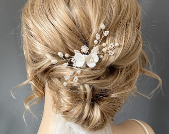 Haarschmuck Braut Haarnadel mit ivory Blüten & Perlen Zierlicher Kopfschmuck Braut Hochzeit Blumen Haarspnge mit Perlenranke
