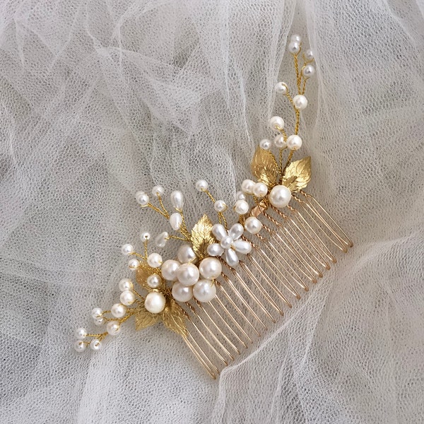 Braut Haarkamm Blüten Perlenranke ivory goldfarbene Blätter Perlen Haarschmuck Hochzeit Pearl vine wedding