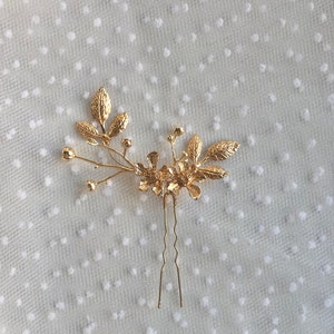 Braut Haarnadel Blumen goldfarben schlicht minimalistisch edel Haarschmuck Hochzeit Kopfschmuck Bild 9