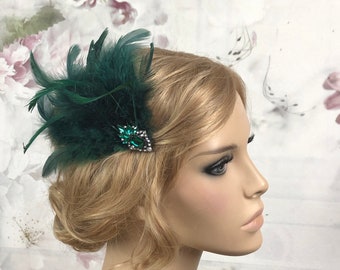 Federn Fascinator grün Glas Brosche grün 20er Flapper Haarschmuck  Kopfschmuck Gatsby Party