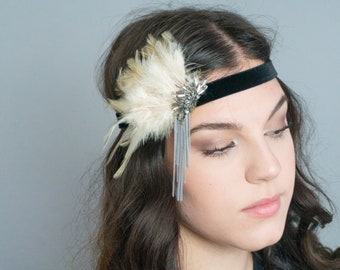 Ruban pileux flapper 20 plumes beige noir art deco coiffure fête Gatsby Haatschmuck