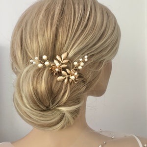 Épingle à cheveux de mariée, fleurs, perles dorées, feuilles, accessoires pour cheveux simples, minimalistes et élégants, couvre-chef de mariage image 6