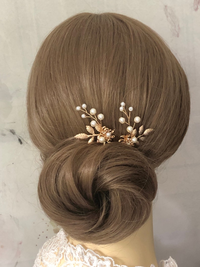 Épingle à cheveux de mariée, fleurs, perles dorées, feuilles, accessoires pour cheveux simples, minimalistes et élégants, couvre-chef de mariage image 1