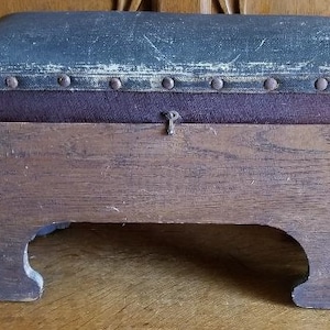 Primitive Foot stool/Trunk Leather top Original Vintage