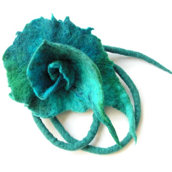 Felted brooch wool felt petrol green petrol blue green turquoise floral flower flowers boho OOAK