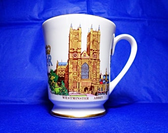 Queen Elizabeth II, Aynsley Bone China Cup, 25th Wedding Anniversary, Prince Philip, The Duke of Edinburgh, Westminster Abbey, 1972 Royal