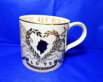 The Queen's Jubilee, Wedgwood Richard Guyatt Oversize Cup, Queen Elizabeth II, 1977 Silver Jubilee, British Royal Family Mug, 1 pint mug