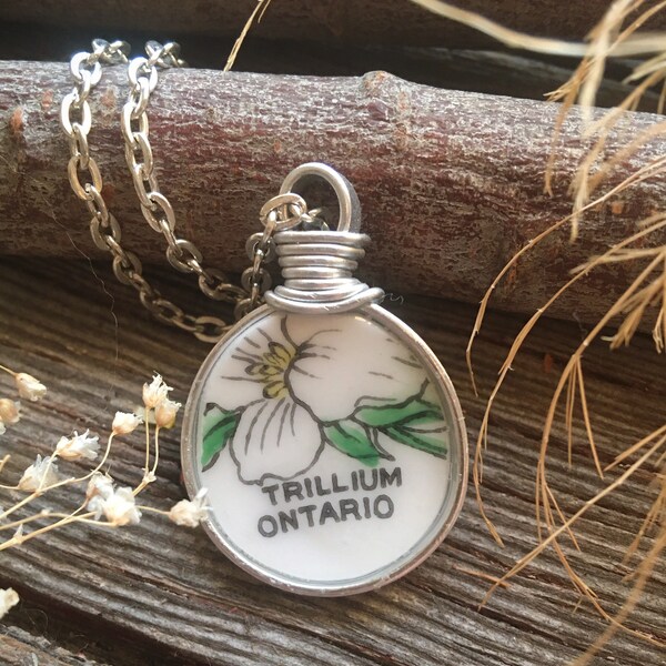 Canadian necklace - Ontario Broken Dishes necklace - made from a broken plate - provincial plate - Trillium