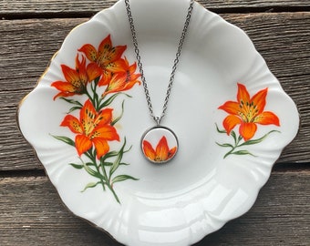 Orange Prairie Lilly  Broken Dishes Necklace - stainless steel setting stainless steel 24” chain,  from broken Prairie Lily plate