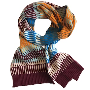 Winter Scarf with Geometric Fairisle Pattern Knitted in Lambswool for Men/Women