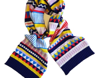 Handmade Lambswool Knitted Scarf: Geometric Fairisle Design
