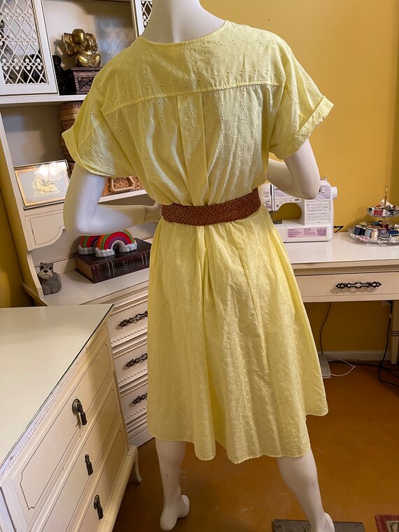 Vintage yellow eyelet dress - image 8