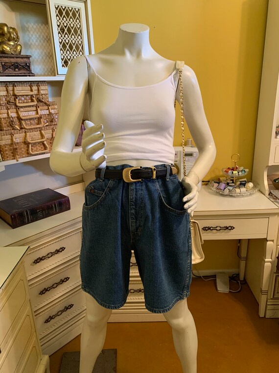Vintage 80’s early 90’s Chic jeans shorts. - image 2
